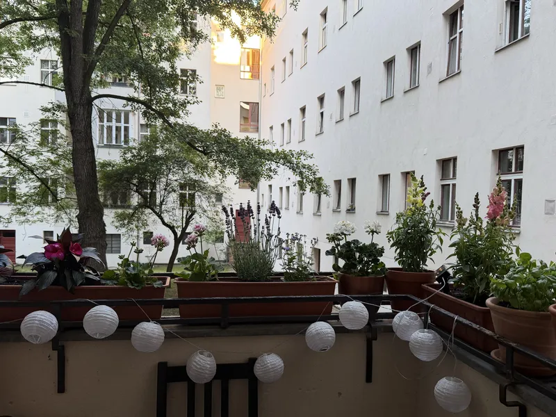 Zuhause mit 2 Zimmern und Balkon in Berlin — photo 1